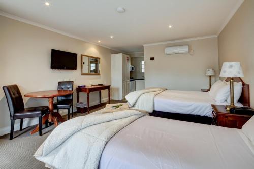 Ashmont Motor Inn in Port Fairy Ashmont Motor Inn in Port Fairy
