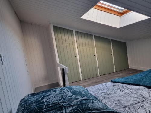 Studio cocooning au calme, proche centre-ville et centre commercial in 沙朗 Studio cocooning au calme, proche centre-ville et centre commercial in 沙朗