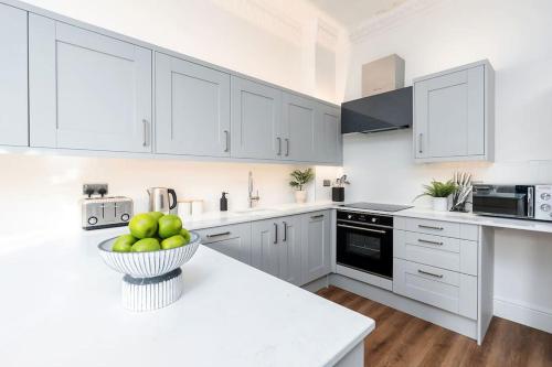 Granby Gem: Exquisite 3-Bed Flat in High Harrogate Granby Gem: Exquisite 3-Bed Flat in High Harrogate