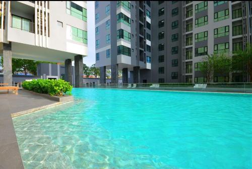 The Base Central Pattaya in Pattaya The Base Central Pattaya in Pattaya