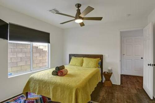 Summer Pool House in the Heart of Old La Quinta