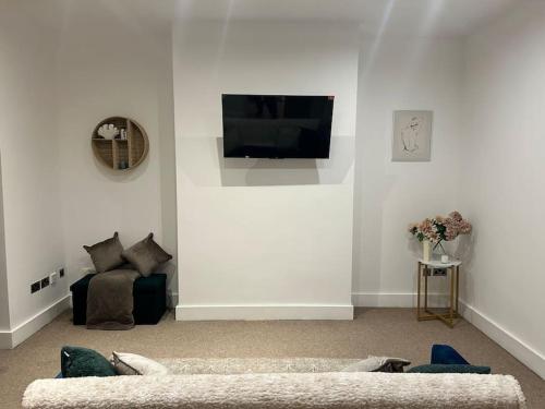 Tranquil Relaxing 2 Bed Apartment In Peterborough