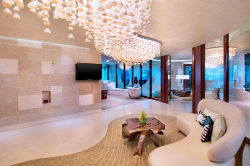 Bar/lounge, W Singapore - Sentosa Cove in Singapore Bar/lounge, W Singapore - Sentosa Cove in Singapore