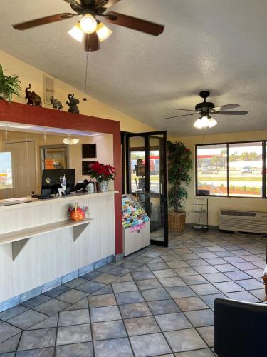 Knights Inn - Punta Gorda FL in Punta Gorda (Florida) Knights Inn - Punta Gorda FL in Punta Gorda (Florida)