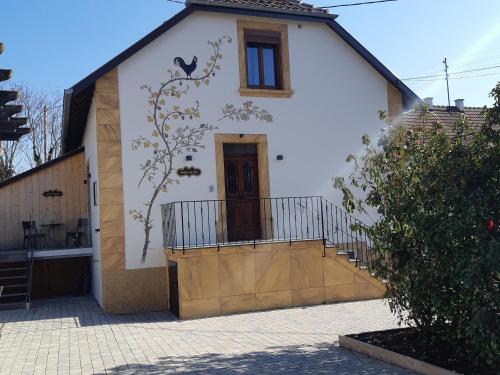 Gîte Rouffach, 3 pièces, 4 personnes - FR-1-744-16 (Gite Alsacien : Terrasse, Sauna Prive, Acces Piscine et Bien-etre, Proche Colmar et Route des Vins -) in Rouffach Gîte Rouffach, 3 pièces, 4 personnes - FR-1-744-16 (Gite Alsacien : Terrasse, Sauna Prive, Acces Piscine et Bien-etre, Proche Colmar et Route des Vins -) in Rouffach