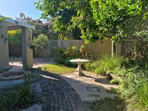 ogród, Little Louisa in Farms Port Elizabeth ogród, Little Louisa in Farms Port Elizabeth