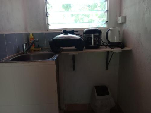 Kathy B Guesthouse in Luganville Kathy B Guesthouse in Luganville