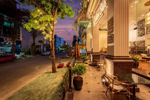 Golden Star Apartment & Hotel in Ho Chi Minh City Golden Star Apartment & Hotel in Ho Chi Minh City