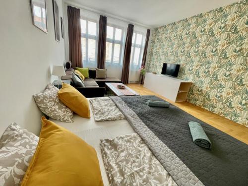 Dob16 City Vibes I Downtown I Nightlife