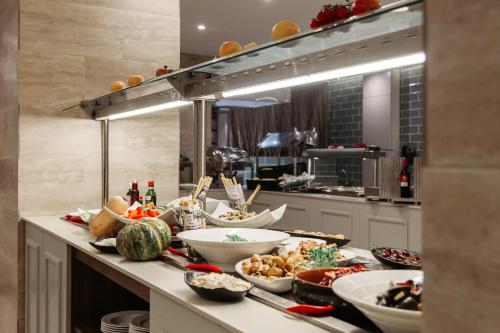 Restaurant, Pergola Hotel & Spa in Mellieha Restaurant, Pergola Hotel & Spa in Mellieha