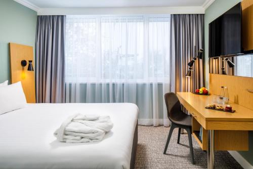 فندق هارلو باي أكور هوتيلز (The Harlow Hotel By AccorHotels) in Stansted Airport فندق هارلو باي أكور هوتيلز (The Harlow Hotel By AccorHotels) in Stansted Airport