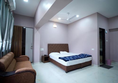 Hotel Aarti Celebration in 斯赫加奧恩 Hotel Aarti Celebration in 斯赫加奧恩