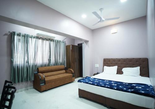 Hotel Aarti Celebration in 斯赫加奧恩 Hotel Aarti Celebration in 斯赫加奧恩