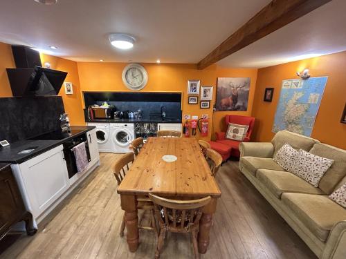 غرفة الاجتماعات/الاحتفالات, The Secret Garden at Old Drynie House - Self Catering in Kilmuir غرفة الاجتماعات/الاحتفالات, The Secret Garden at Old Drynie House - Self Catering in Kilmuir