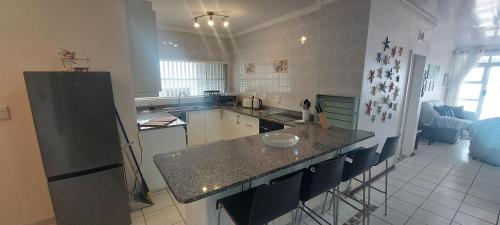 Kitchen, Libra Holiday Flats 1 in Margate North Beach Kitchen, Libra Holiday Flats 1 in Margate North Beach