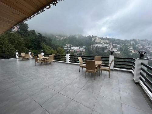Balkon/teras, Hotel Wild Spring Mussoorie in Sher Garhi Balkon/teras, Hotel Wild Spring Mussoorie in Sher Garhi