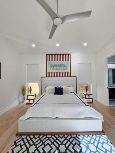 Dallas Luxury Modern House By Dallas Love Airport in University Park Dallas Luxury Modern House By Dallas Love Airport in University Park
