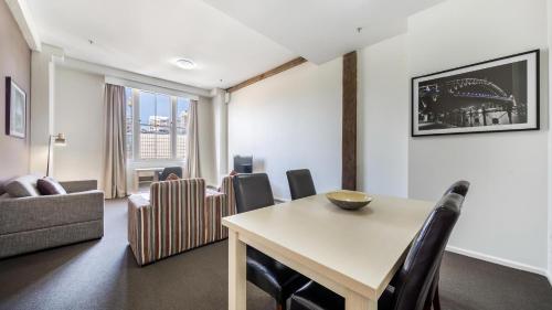 Facilities, Oaks Sydney Goldsbrough Suites in Darling Harbour Facilities, Oaks Sydney Goldsbrough Suites in Darling Harbour