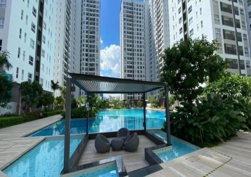 Piscina, Sunrise Riverside 2br-3br in Phuoc Kien Piscina, Sunrise Riverside 2br-3br in Phuoc Kien