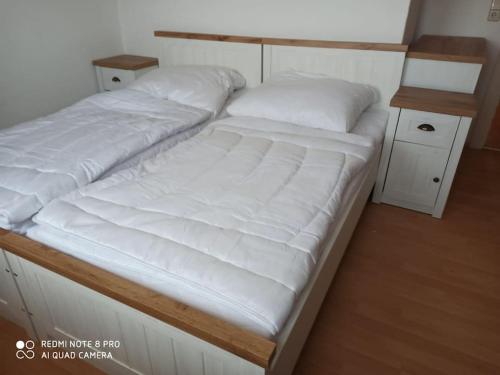 Ruhige, gemütliche Ferienwohnung in Zentrumsnähe (Ruhige, gemutliche Ferienwohnung in Zentrumsnahe) in Halberstadt Ruhige, gemütliche Ferienwohnung in Zentrumsnähe (Ruhige, gemutliche Ferienwohnung in Zentrumsnahe) in Halberstadt