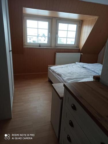 Ruhige, gemütliche Ferienwohnung in Zentrumsnähe (Ruhige, gemutliche Ferienwohnung in Zentrumsnahe) in Halberstadt Ruhige, gemütliche Ferienwohnung in Zentrumsnähe (Ruhige, gemutliche Ferienwohnung in Zentrumsnahe) in Halberstadt