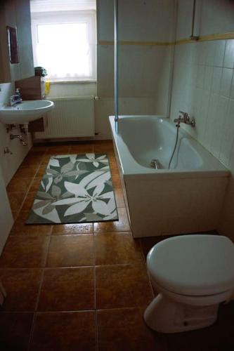 Ruhige, gemütliche Ferienwohnung in Zentrumsnähe (Ruhige, gemutliche Ferienwohnung in Zentrumsnahe) in Halberstadt Ruhige, gemütliche Ferienwohnung in Zentrumsnähe (Ruhige, gemutliche Ferienwohnung in Zentrumsnahe) in Halberstadt