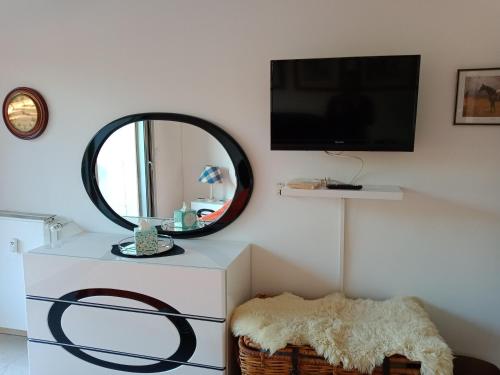 APPARTEMENT AU CALME in Menton APPARTEMENT AU CALME in Menton