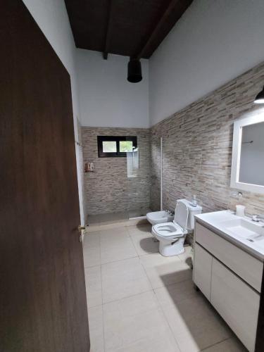 Casa con pileta en Vaqueros in บาเกโรส Casa con pileta en Vaqueros in บาเกโรส