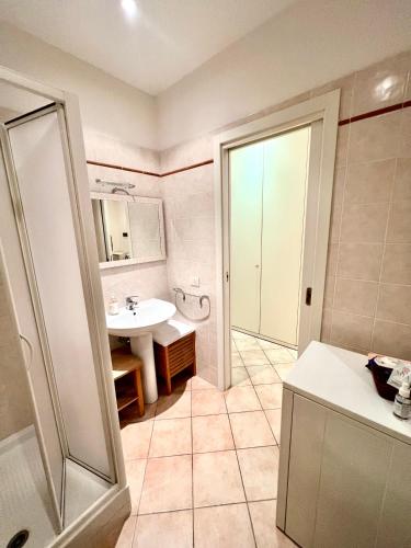 Bathroom, Casa Agnesi Bologna in East Bologna Bathroom, Casa Agnesi Bologna in East Bologna
