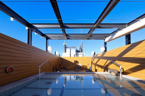 Open air bath, Sauna & Capsule Hotel Rumor Plaza (Male Only) - Sky Open-air bath near Gion Open air bath, Sauna & Capsule Hotel Rumor Plaza (Male Only) - Sky Open-air bath near Gion