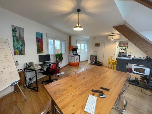 Chambre meuble ideale pour deplacement d'affaires in Le Petit-Quevilly Chambre meuble ideale pour deplacement d'affaires in Le Petit-Quevilly
