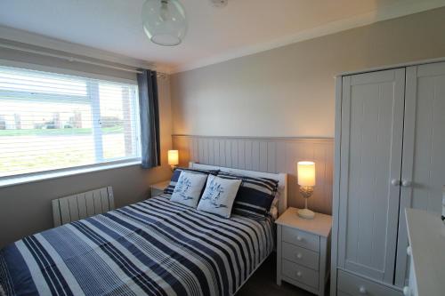 Driftwood Heart in Freshwater North Driftwood Heart in Freshwater North