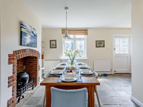 Facilities, 4 Bed in West Holme DC204 in East Stoke Facilities, 4 Bed in West Holme DC204 in East Stoke