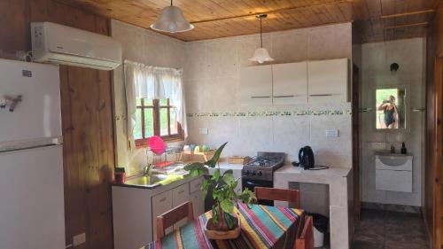주방, Cabaña Los Abuelos (Cabana Los Abuelos) in 코로넬 몰데스 주방, Cabaña Los Abuelos (Cabana Los Abuelos) in 코로넬 몰데스
