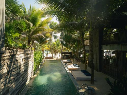 Piscina, Be Tulum Beach & Spa Resort in Tulum Piscina, Be Tulum Beach & Spa Resort in Tulum