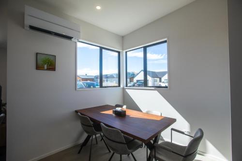 Luminous Tekapo in Lake Tekapo Luminous Tekapo in Lake Tekapo