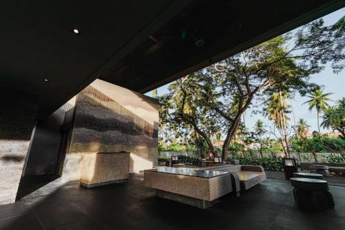 The Funny Lion - Puerto Princesa in Palawan The Funny Lion - Puerto Princesa in Palawan