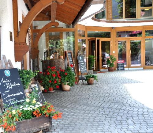 Entrada, Aparthotel Weinklause Superior in Oberstdorf City Center Entrada, Aparthotel Weinklause Superior in Oberstdorf City Center
