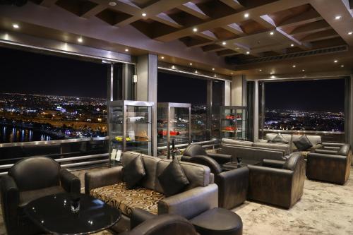 Bar/lounge, Elite Resort & Spa in Manama Bar/lounge, Elite Resort & Spa in Manama