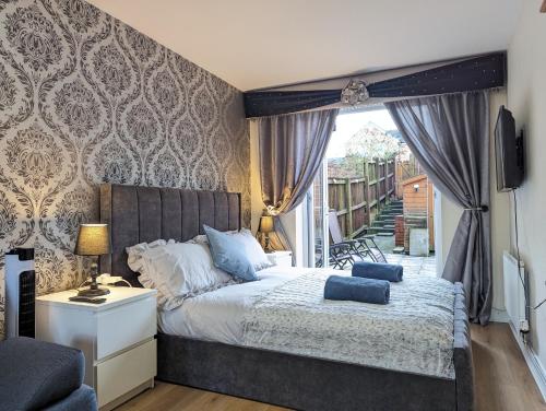 Guest Rooms Near City Centre Anfield Free Parking in Edge Hill Guest Rooms Near City Centre Anfield Free Parking in Edge Hill