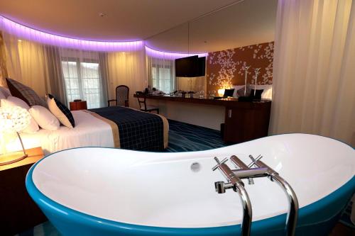 Hotel Cascade Resort & Spa in เอเกอร์ Hotel Cascade Resort & Spa in เอเกอร์