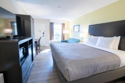 Quality Inn Palm Beach International Airport in West Palm Beach (Florida) Quality Inn Palm Beach International Airport in West Palm Beach (Florida)