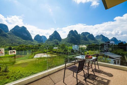 شرفة/ تراس, Dreamland Inn in Yulong River شرفة/ تراس, Dreamland Inn in Yulong River