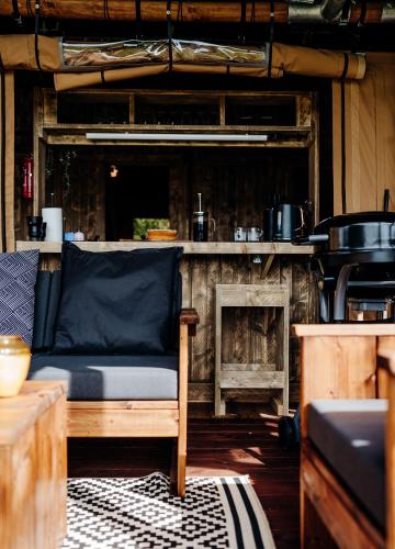 Instalaciones, Fibden Farm Glamping - Luxury Safari Lodge in Worcestershire Instalaciones, Fibden Farm Glamping - Luxury Safari Lodge in Worcestershire