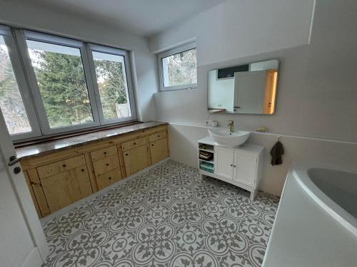 Fürdőszoba, Ruhepol in den Voralpen in Hohe Wand Fürdőszoba, Ruhepol in den Voralpen in Hohe Wand