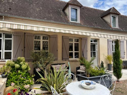 Le relais du bord de seine in Port-Mort Le relais du bord de seine in Port-Mort