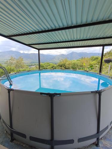 Fresca casa de descanso en La Jagua in Garzon (Huila) Fresca casa de descanso en La Jagua in Garzon (Huila)