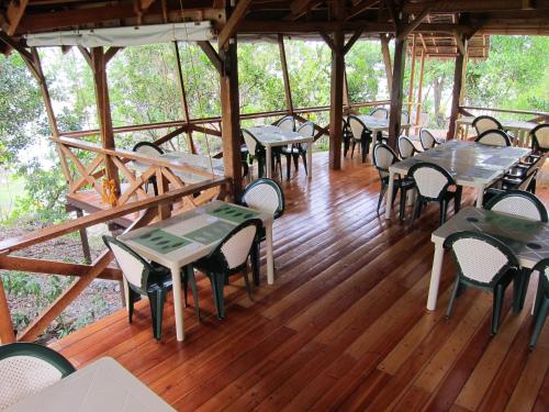 Restaurant, Eskapo Verde Lodge Moalboal in Badian Restaurant, Eskapo Verde Lodge Moalboal in Badian