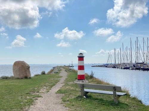 Surrounding environment, Orth B16 - toller Hafen-und Ostseeblick in Orth Surrounding environment, Orth B16 - toller Hafen-und Ostseeblick in Orth