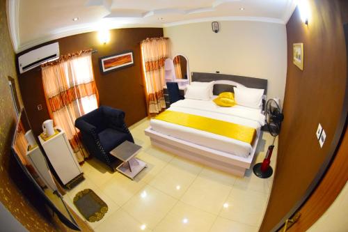 Remzy Hotel & Suites, Olomore in Abeokuta Remzy Hotel & Suites, Olomore in Abeokuta